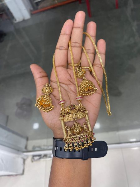 DOLLAR CHAIN COLLECTION ( IF U NEED MATCHINH  BANGLE BOOK SEPERATLY ) MF5282 - RECTANGLE PENDANT WITHOUT STONE JUMKA